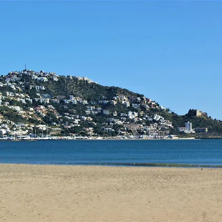 Apartment En Roses A 2 Minutos De La Playa Con Vista Al Mar *